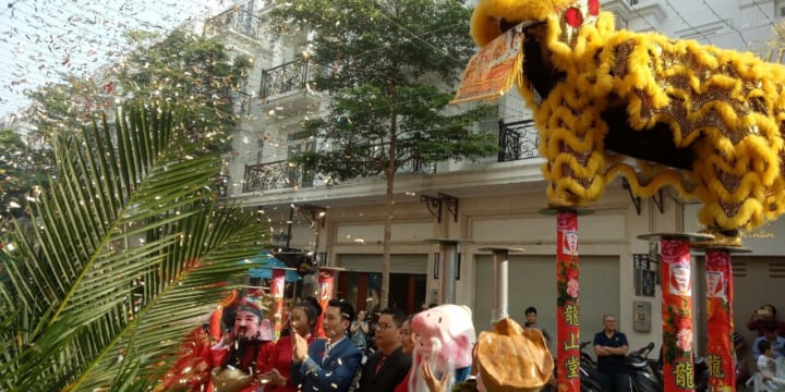 Múa lân khai trương công ty giá rẻ tại Vĩnh Phúc