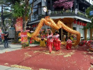 tổ chức múa rồng
