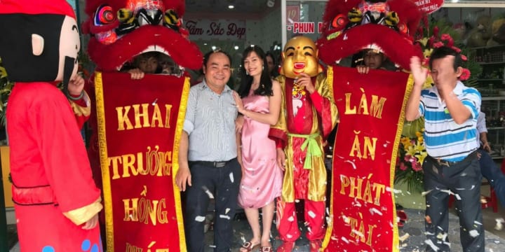 Múa lân khai trương công ty giá rẻ tại Bắc Giang