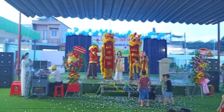 Múa lân khai trương công ty giá rẻ tại Quảng Ninh