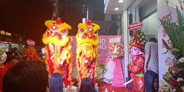 Múa lân khai trương công ty giá rẻ tại Tây Ninh